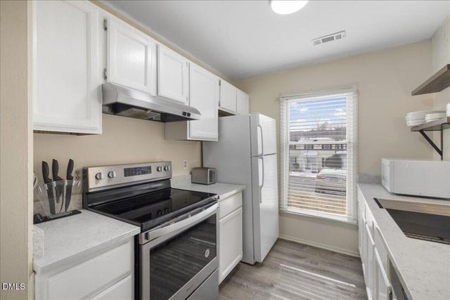 4 Astor Court, Durham, NC 27705