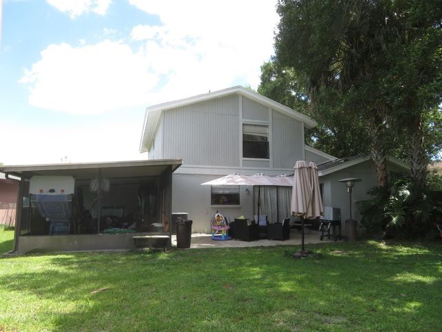 4711 GROVE POINT DRIVE, Tampa, FL 33624
