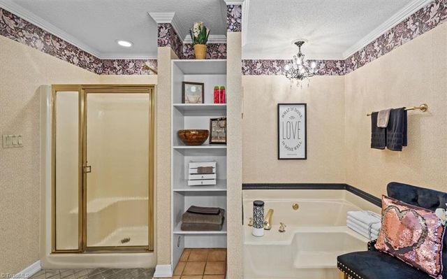 6352 Turnpike Road, High Point, NC 27263