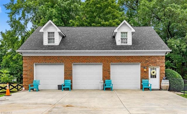 6352 Turnpike Road, High Point, NC 27263