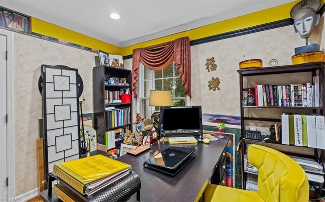 6352 Turnpike Road, High Point, NC 27263
