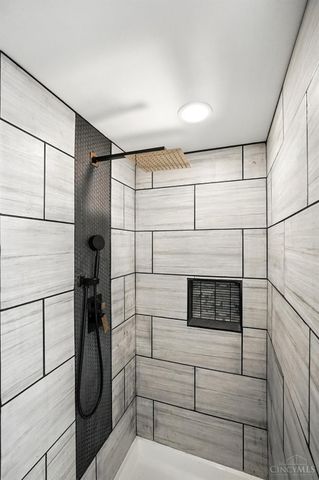 346 Hyde Park Drive, Hamilton, OH 45013