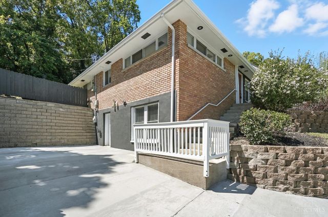 346 Hyde Park Drive, Hamilton, OH 45013