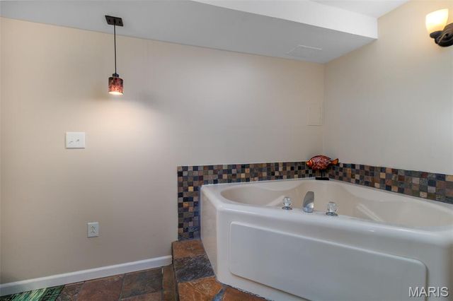 1025 Cherry Lane, Catawissa, MO 63015