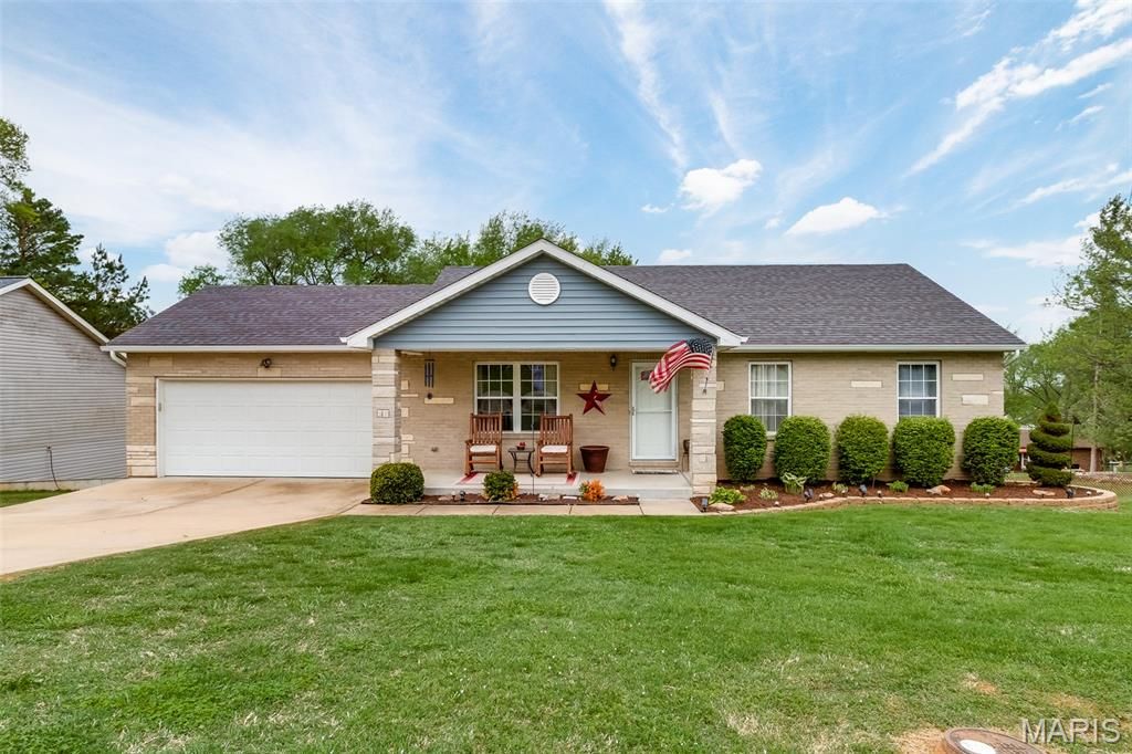 1025 Cherry Lane, Catawissa, MO 63015