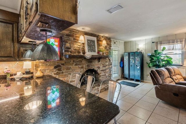 702 Presley Street S, Atmore, AL 36502