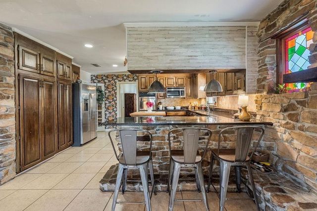 702 Presley Street S, Atmore, AL 36502