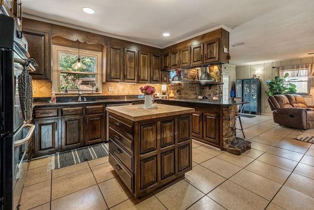 702 Presley Street S, Atmore, AL 36502