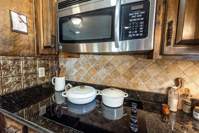 702 Presley Street S, Atmore, AL 36502