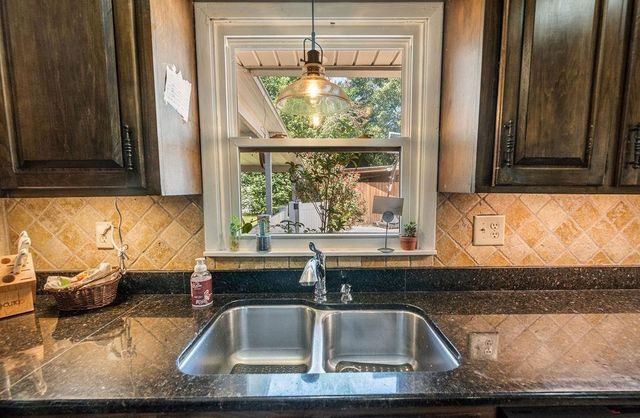 702 Presley Street S, Atmore, AL 36502