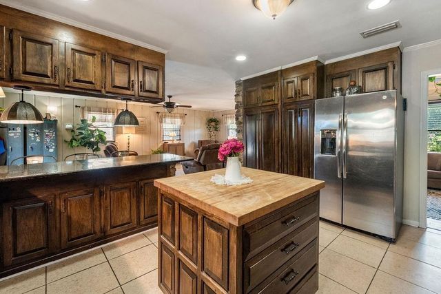 702 Presley Street S, Atmore, AL 36502