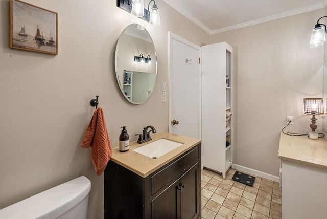 702 Presley Street S, Atmore, AL 36502