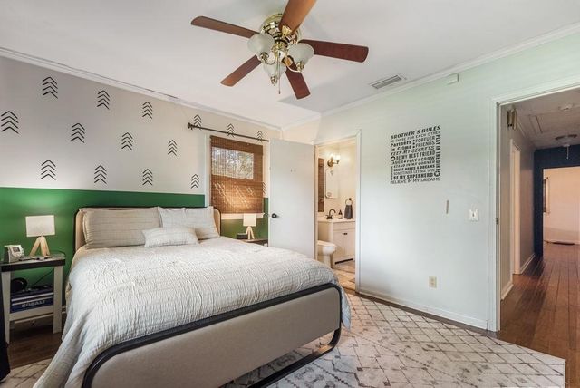 702 Presley Street S, Atmore, AL 36502