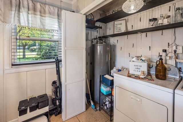 702 Presley Street S, Atmore, AL 36502