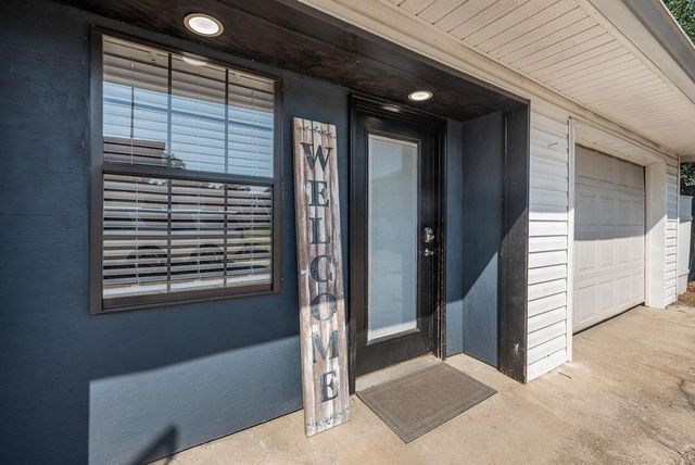 702 Presley Street S, Atmore, AL 36502