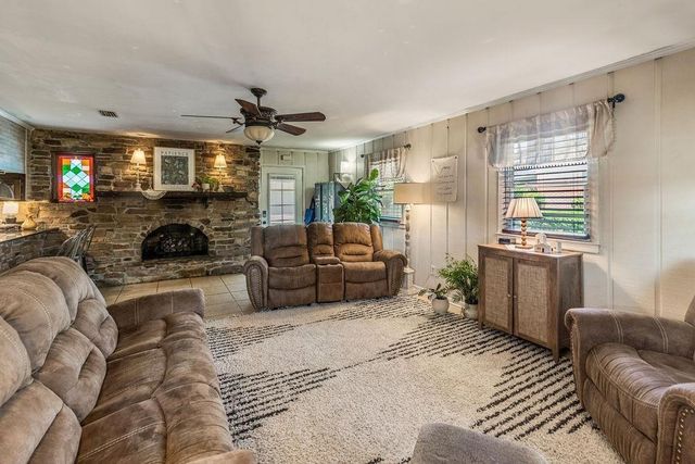 702 Presley Street S, Atmore, AL 36502