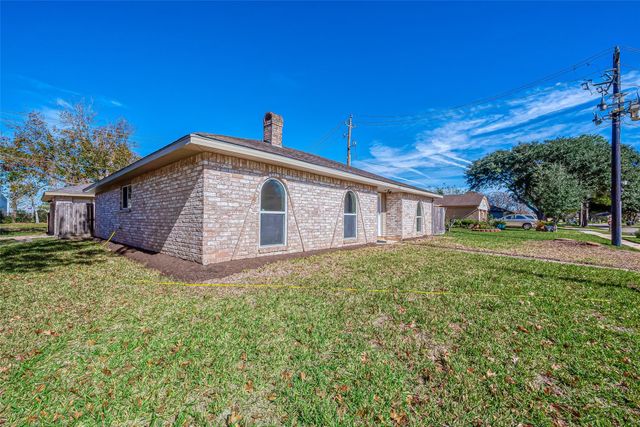 830 Kenforest, Missouri City, TX 77489