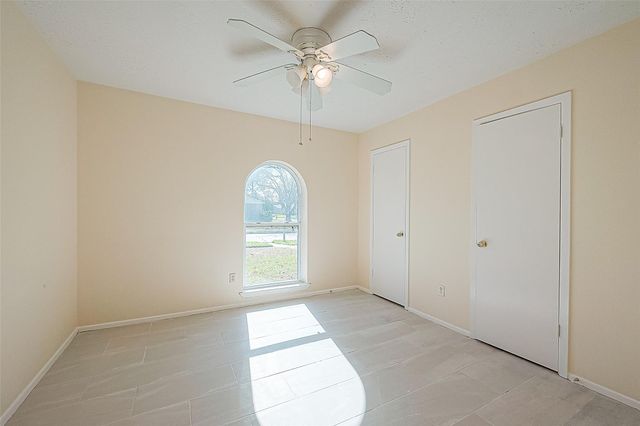 830 Kenforest, Missouri City, TX 77489