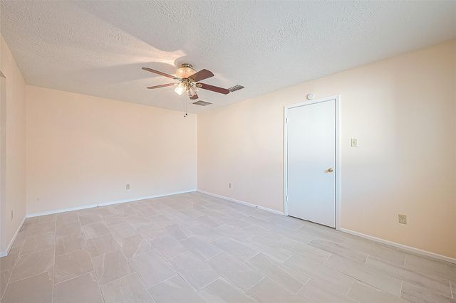 830 Kenforest, Missouri City, TX 77489