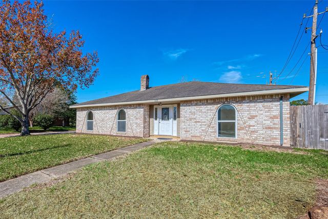 830 Kenforest, Missouri City, TX 77489