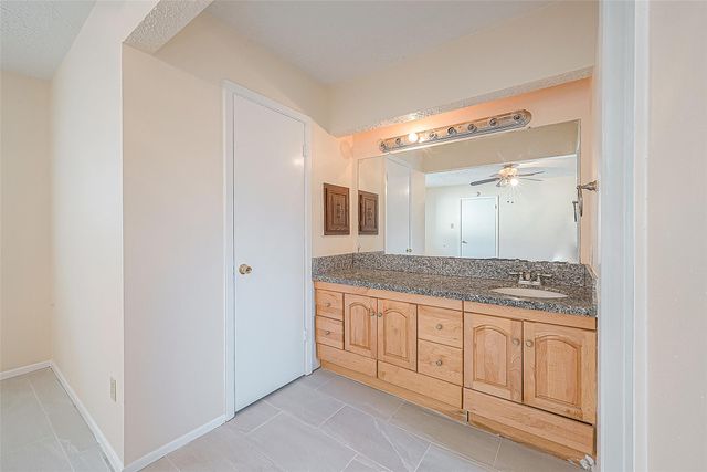 830 Kenforest, Missouri City, TX 77489