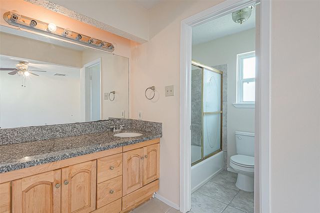 830 Kenforest, Missouri City, TX 77489