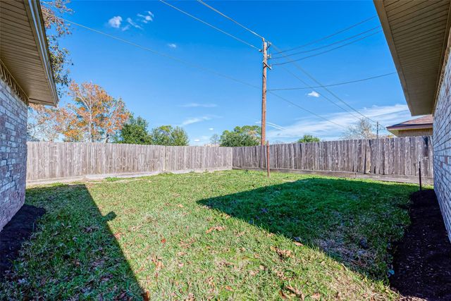 830 Kenforest, Missouri City, TX 77489