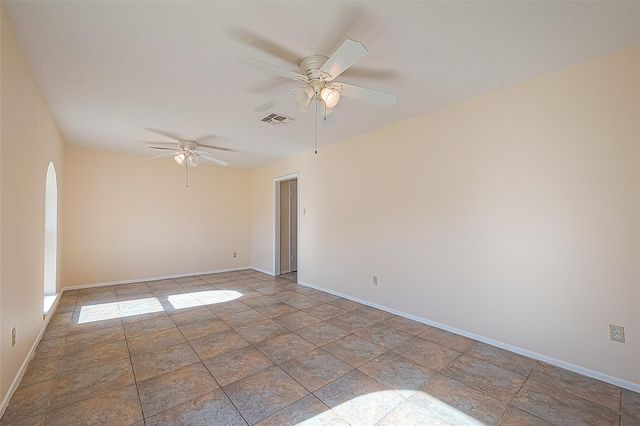 830 Kenforest, Missouri City, TX 77489