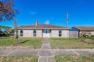830 Kenforest, Missouri City, TX 77489