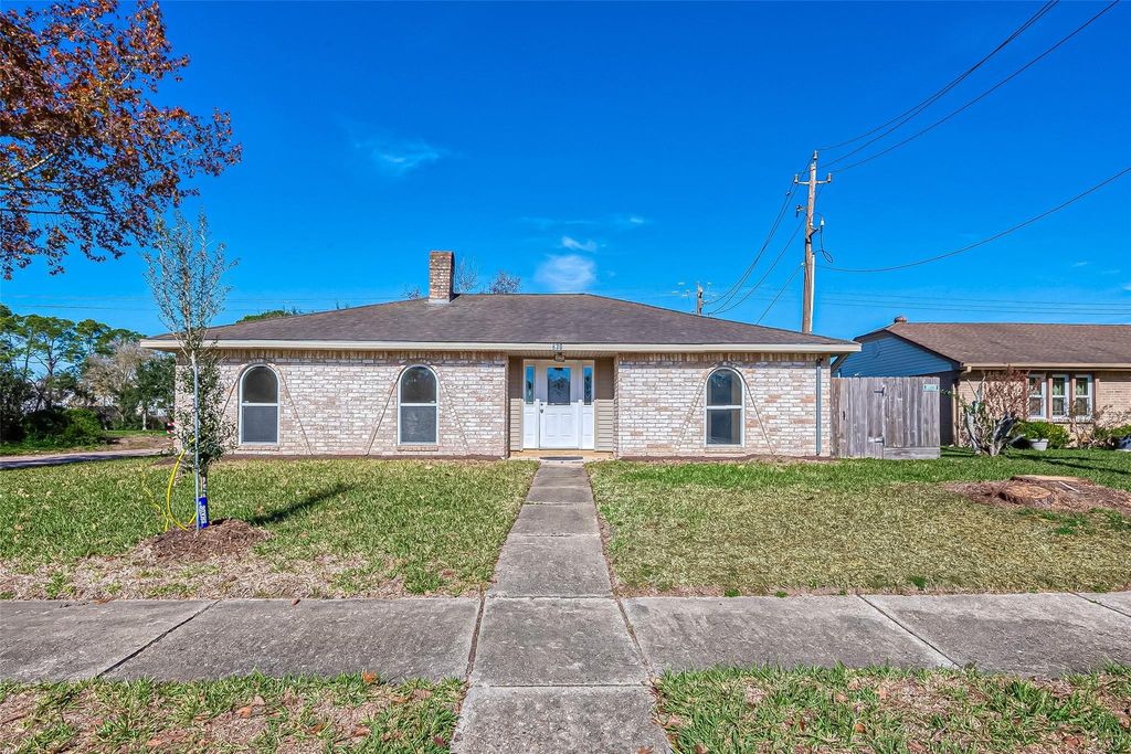830 Kenforest, Missouri City, TX 77489