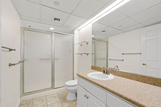 1 Towers Park Ln Apt 1810, San Antonio, TX 78209