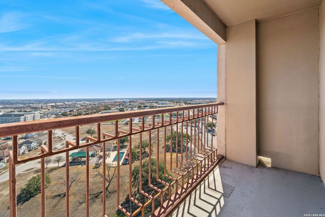 1 Towers Park Ln Apt 1810, San Antonio, TX 78209