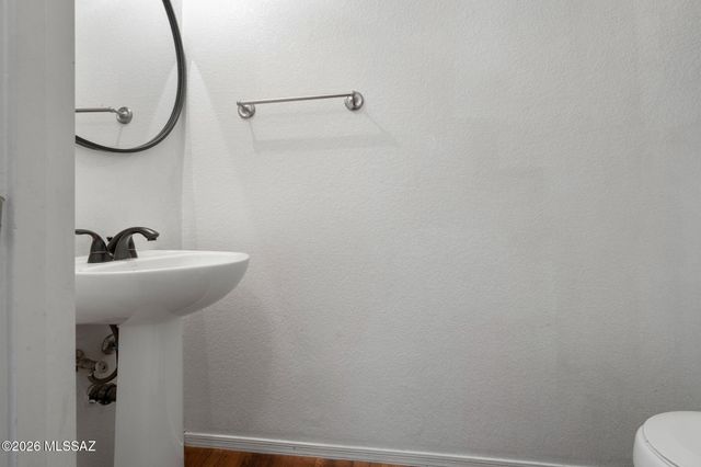 6956 S Goshawk Drive, Tucson, AZ 85756