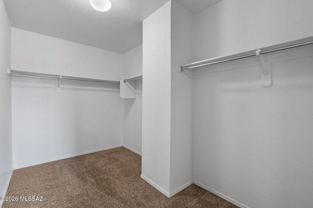 6956 S Goshawk Drive, Tucson, AZ 85756