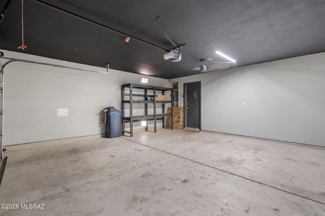 6956 S Goshawk Drive, Tucson, AZ 85756