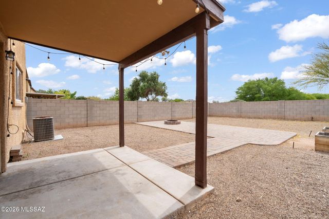 6956 S Goshawk Drive, Tucson, AZ 85756