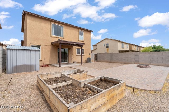 6956 S Goshawk Drive, Tucson, AZ 85756