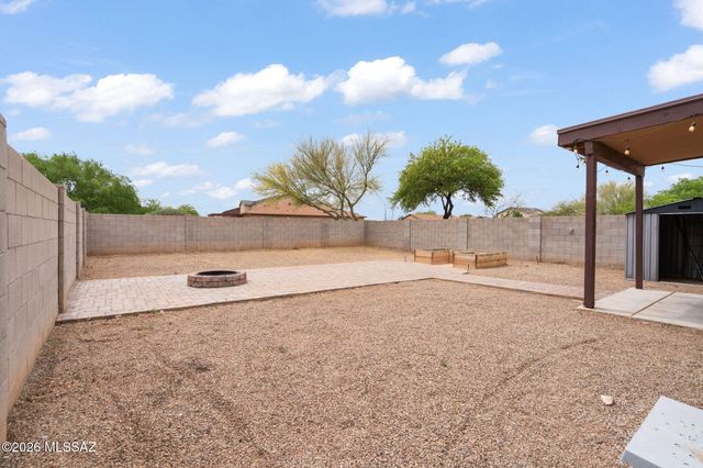 6956 S Goshawk Drive, Tucson, AZ 85756