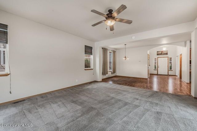 4407 W Lennox Loop, Coeur D'alene, ID 83815