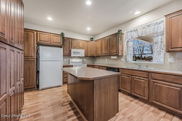 4407 W Lennox Loop, Coeur D'alene, ID 83815