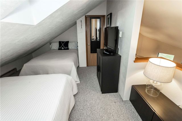 1234 Gristmill Lane, Hidden Valley, PA 15502