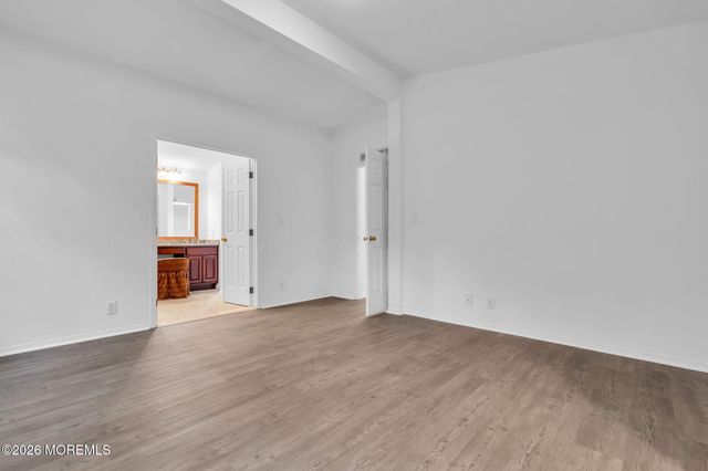 540 Momosa Drive, Whiting, NJ 08759
