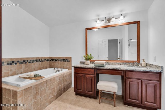 540 Momosa Drive, Whiting, NJ 08759
