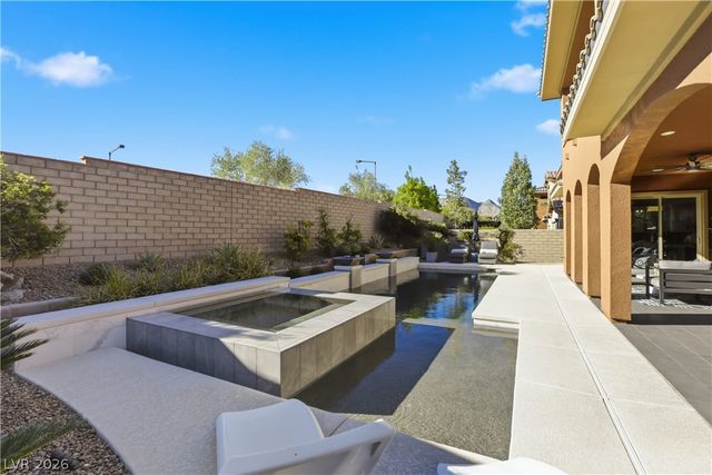 497 Paso De Montana Street, Las Vegas, NV 89138