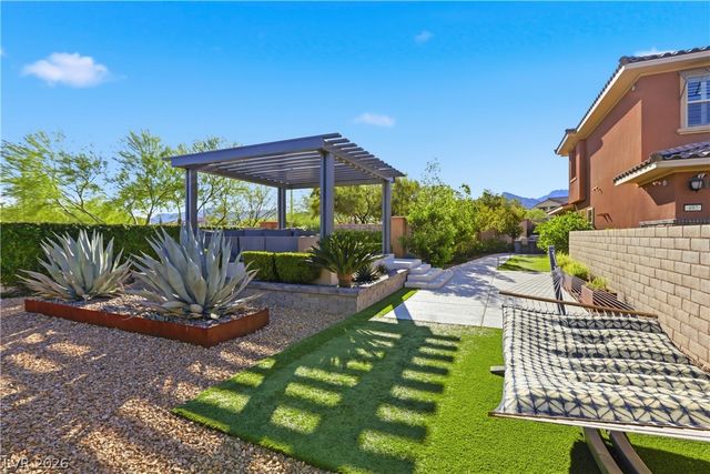 497 Paso De Montana Street, Las Vegas, NV 89138