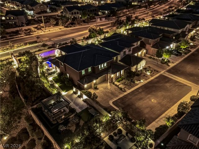 497 Paso De Montana Street, Las Vegas, NV 89138