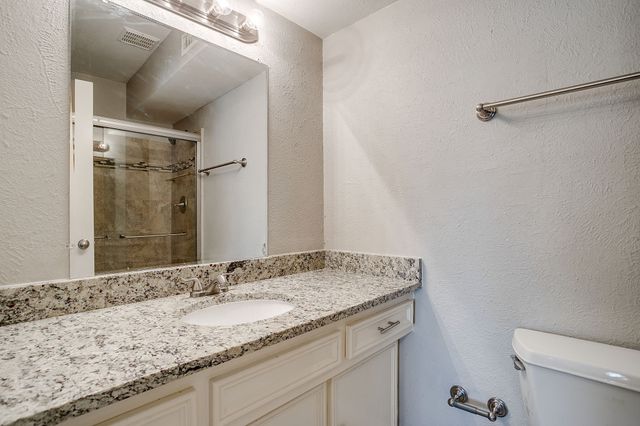7929 Royal Lane 206, Dallas, TX 75230