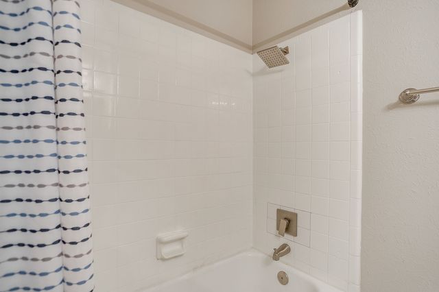 7929 Royal Lane 206, Dallas, TX 75230