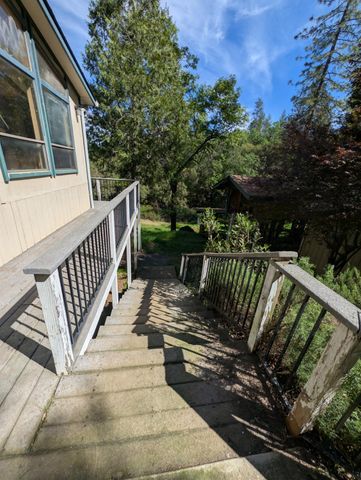 15405 McElroy Rd, Meadow Vista, CA 95722