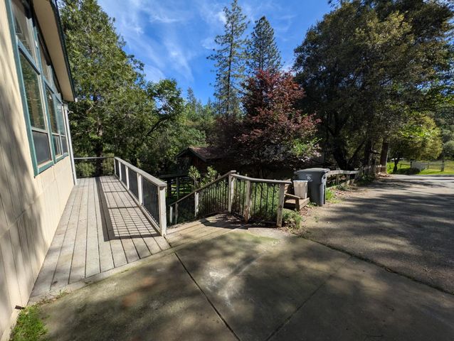 15405 McElroy Rd, Meadow Vista, CA 95722